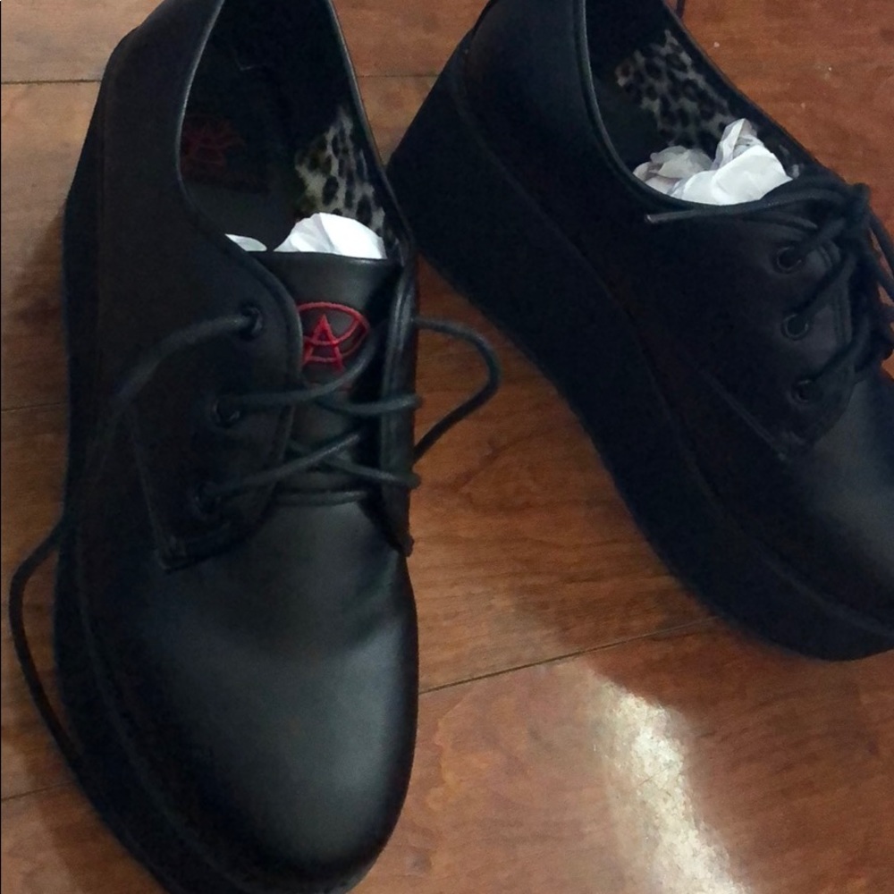 Strange cvlt onyx stomp low platform oxfords